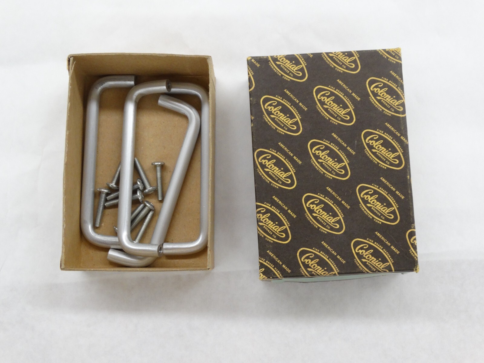 Vintage NOS Colonial Bronze # 753-US28 4″ Center Brushed Aluminum Pulls 4 pc