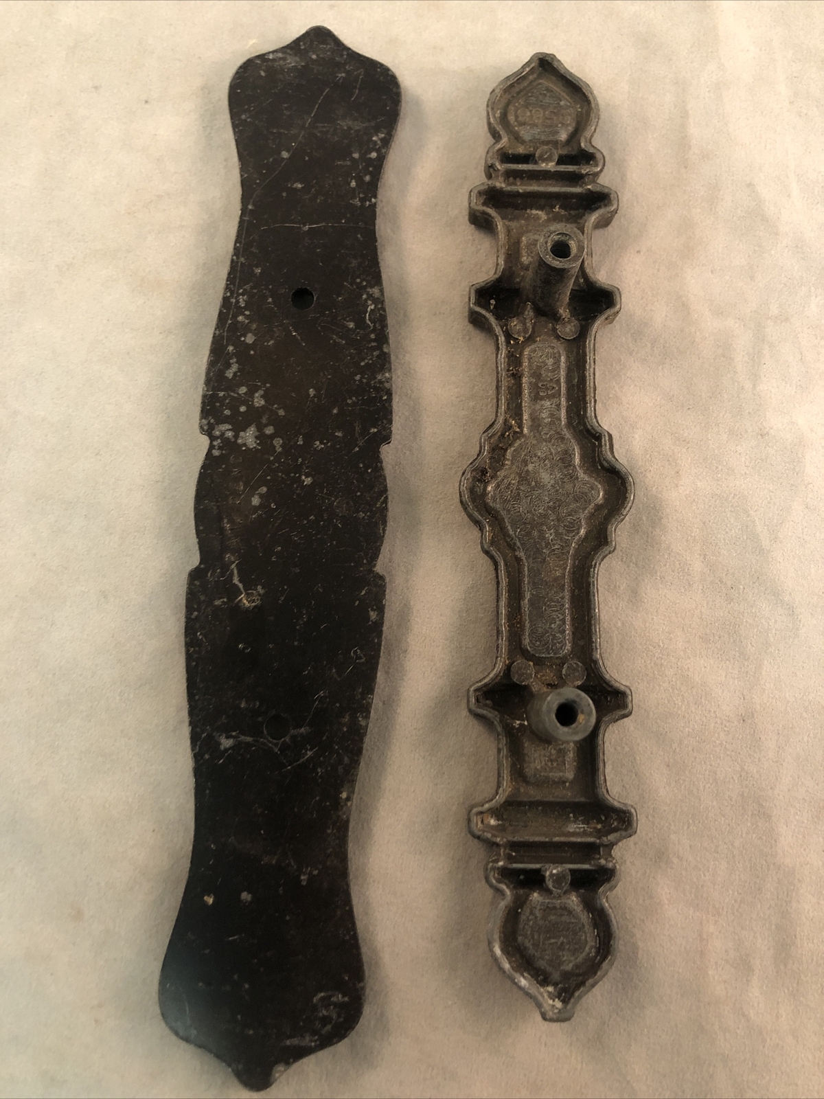 1 Vintage 6 3/4” Gothic Metal Dresser Cabinet Drawer Pull Handle Back Plate 9588