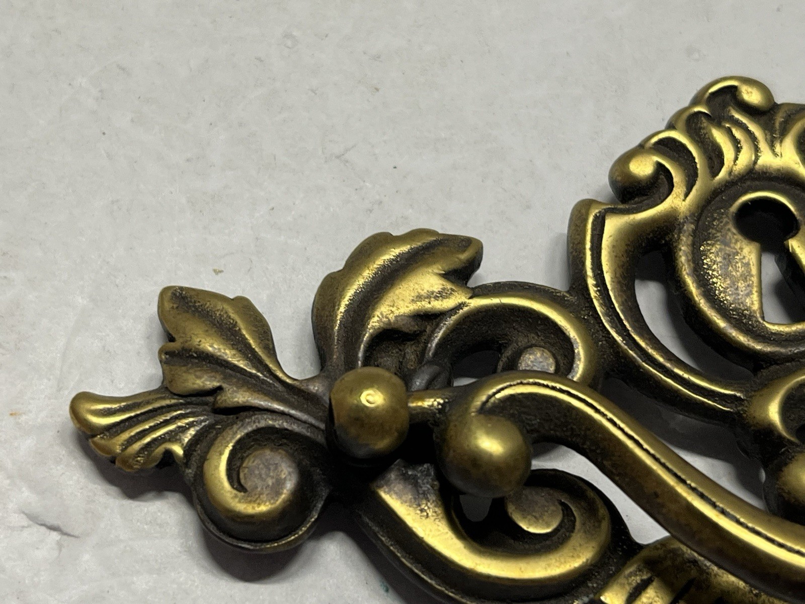 Vintage Lot (2) NOS Heavy Solid Brass Antique Brass Key Hole Drop Bail Pulls