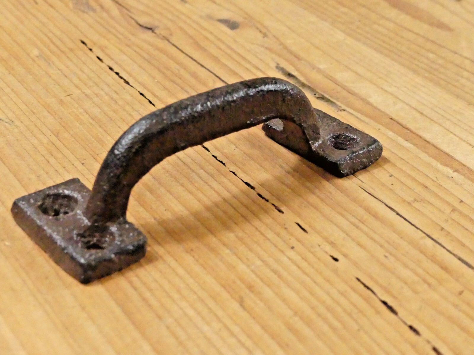 10 CAST IRON HANDLES RUSTIC DRAWER PULLS SMALL 3 5/8″ LONG KITCHEN WINDOW DOOR
