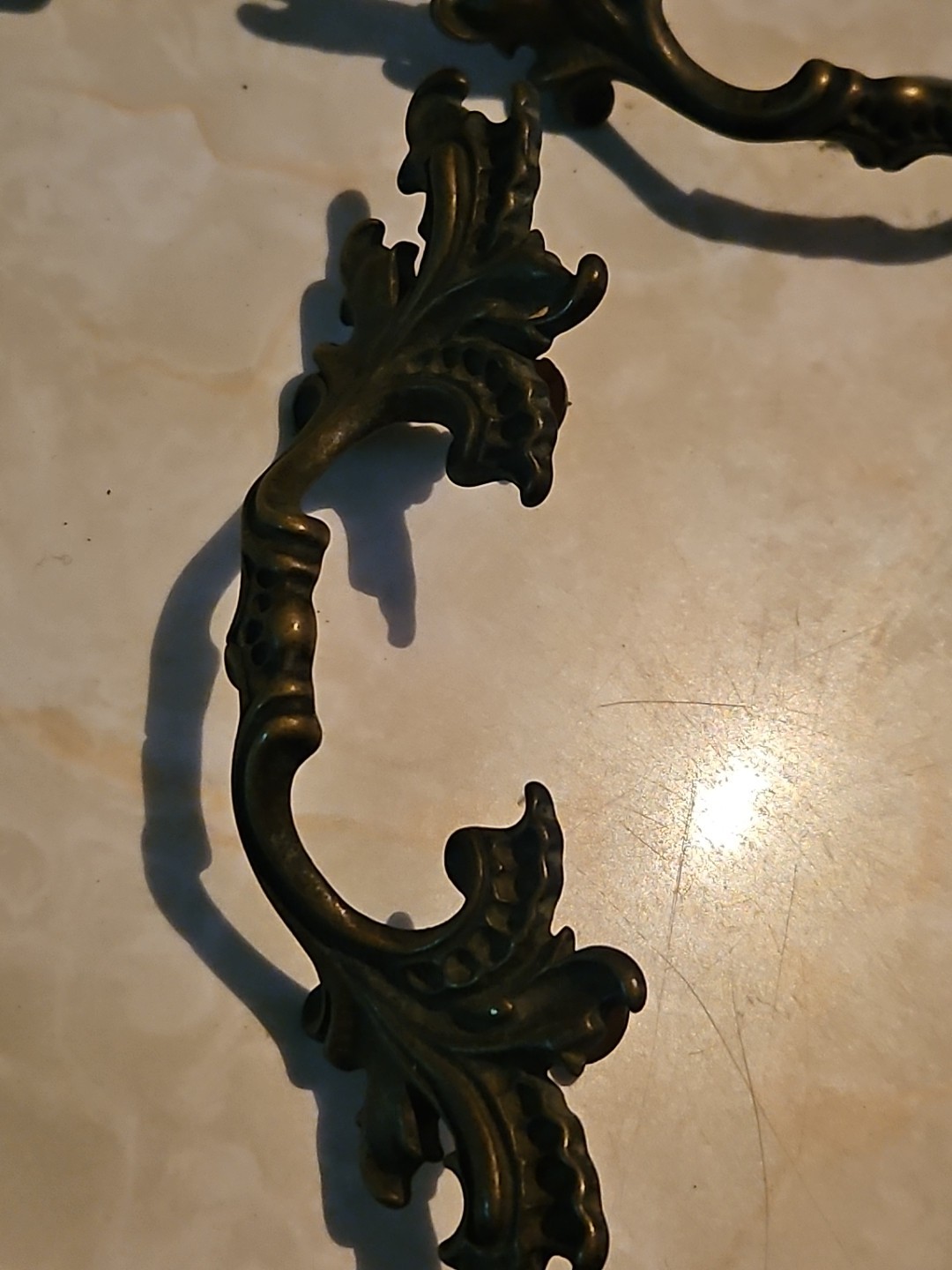 Lot Of 7 Vintage French Provincial Leaf Drawer Pull Handles W/original Screws