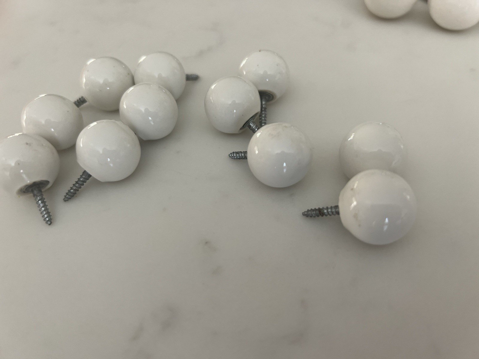 11 VINTAGE MCM WHITE PORCELAIN DRAWER ROUND BALL KNOBS CABINET PULLS 3/4” W