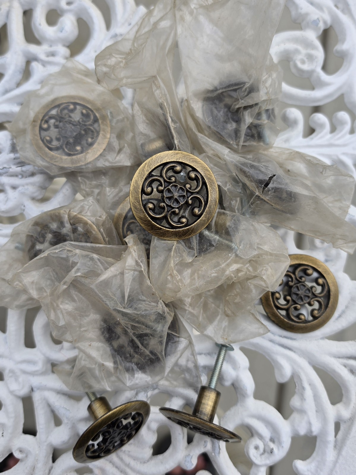Lot Of 12 Vintage 1970s Brushed Brass Round Floral Cabinet Drawer Handles Pulls