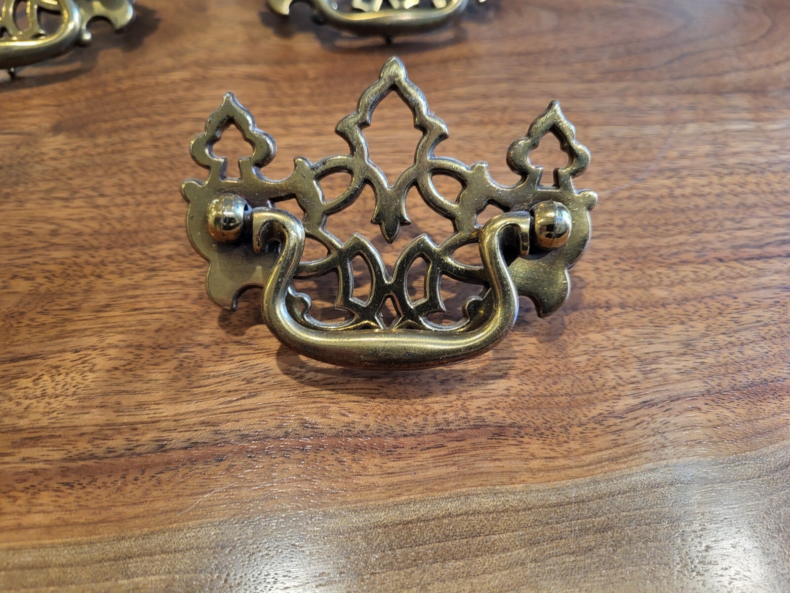 (36 Avail) Lot 4 Keeler Brass Drawer Pull Drop Bail Handle Chippendale KBC 8310
