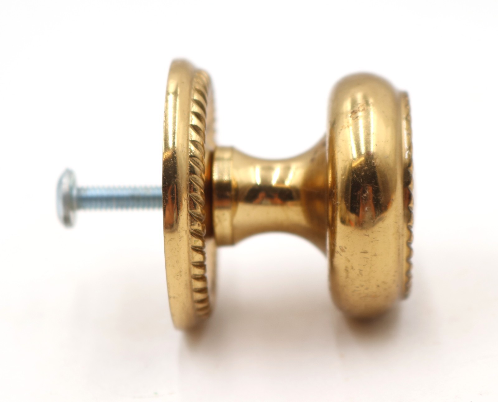 Traditional 1.375 in. Rope Brass Drawer Cabinet Knob