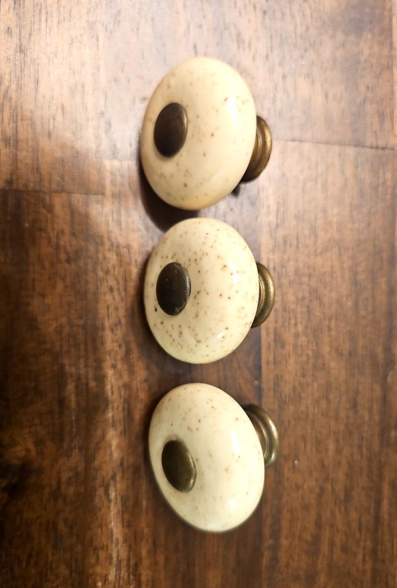 Vintage Beige Speckled Round Porcelain Drawer Cabinet Pull Hardware Lot Of 3