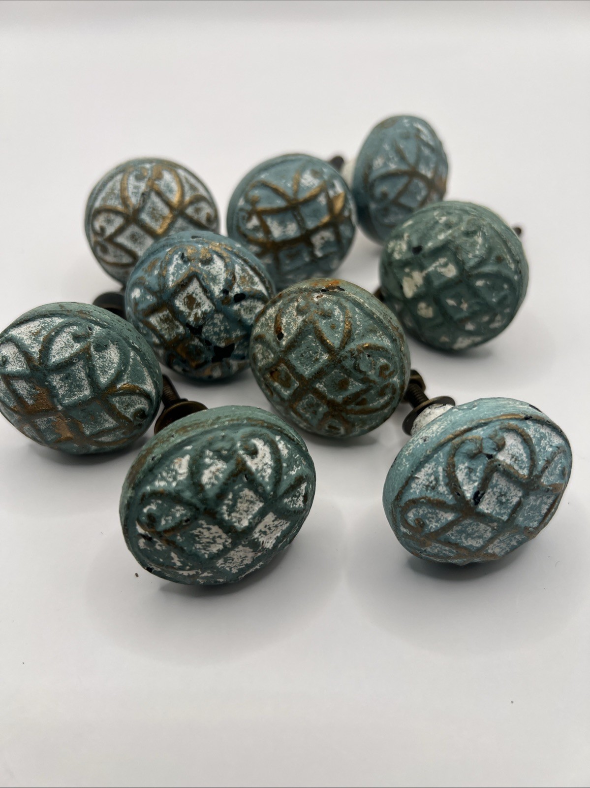 9 Vtg Drawer Pulls Knobs Shabby Distressed Turquoise White Brass Tone Hardware
