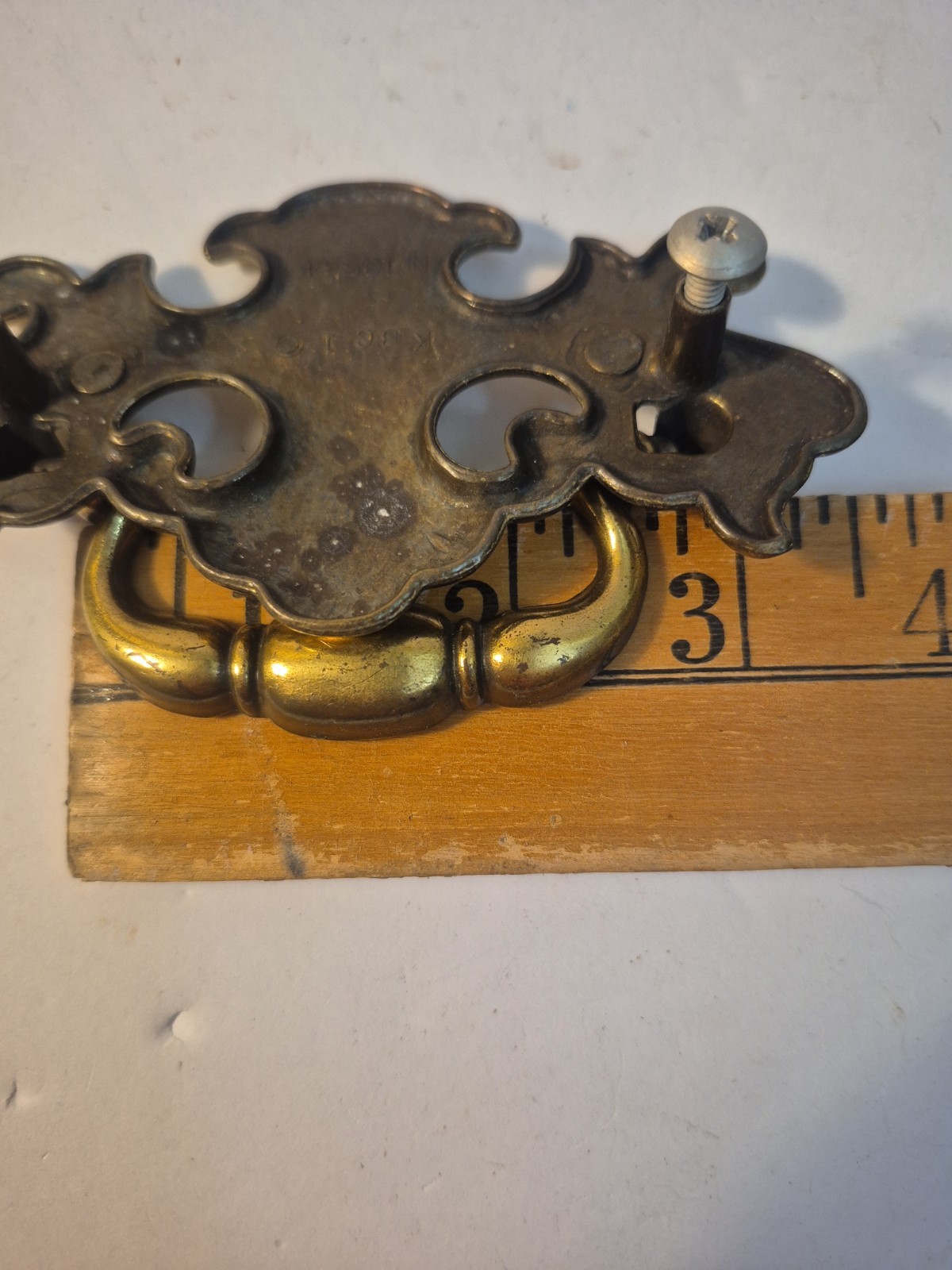 Vintage Brass Chippendale Batwing Drop Swinging Bail Drawer Pulls Lot Of 8
