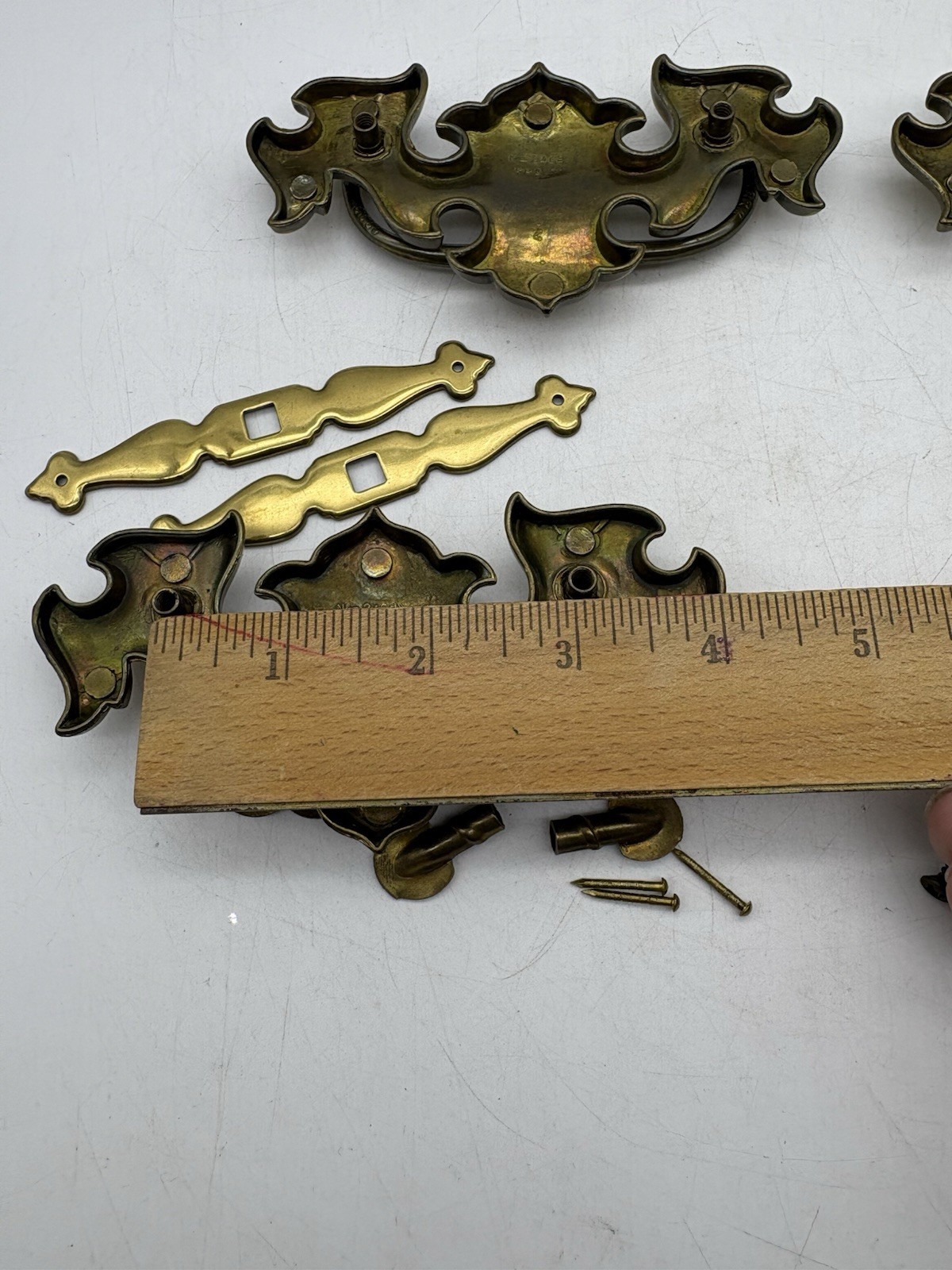 Lot Keller Brass Co N-2469 Drawer Pulls Handles. 5″ x 2-1/2″. Holes 3″ apart.