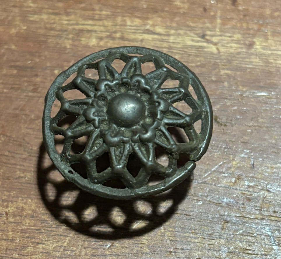 Vintage Antique Ornate Round Cabinet Knob Drawer Pull 1 1/4 inch