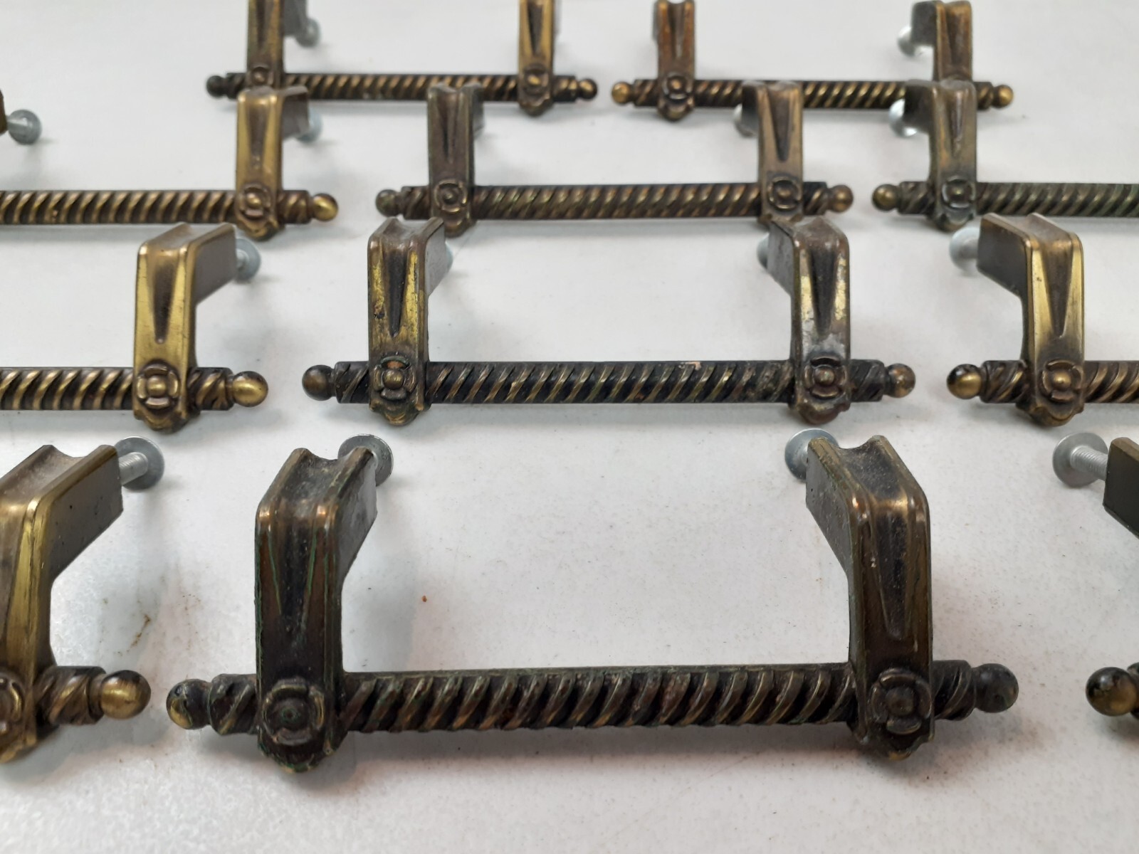 Lot of 11 Vintage Ajax “Roped” Metal Drawer Pull/Cabinet Handles w Screws 4.5″