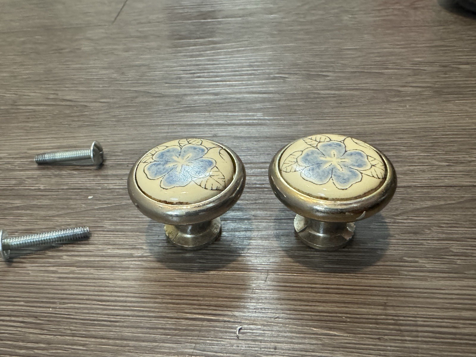 Vintage English Cottage Core Floral Blue Flower Ceramic Drawer Cabinet Pulls – 2