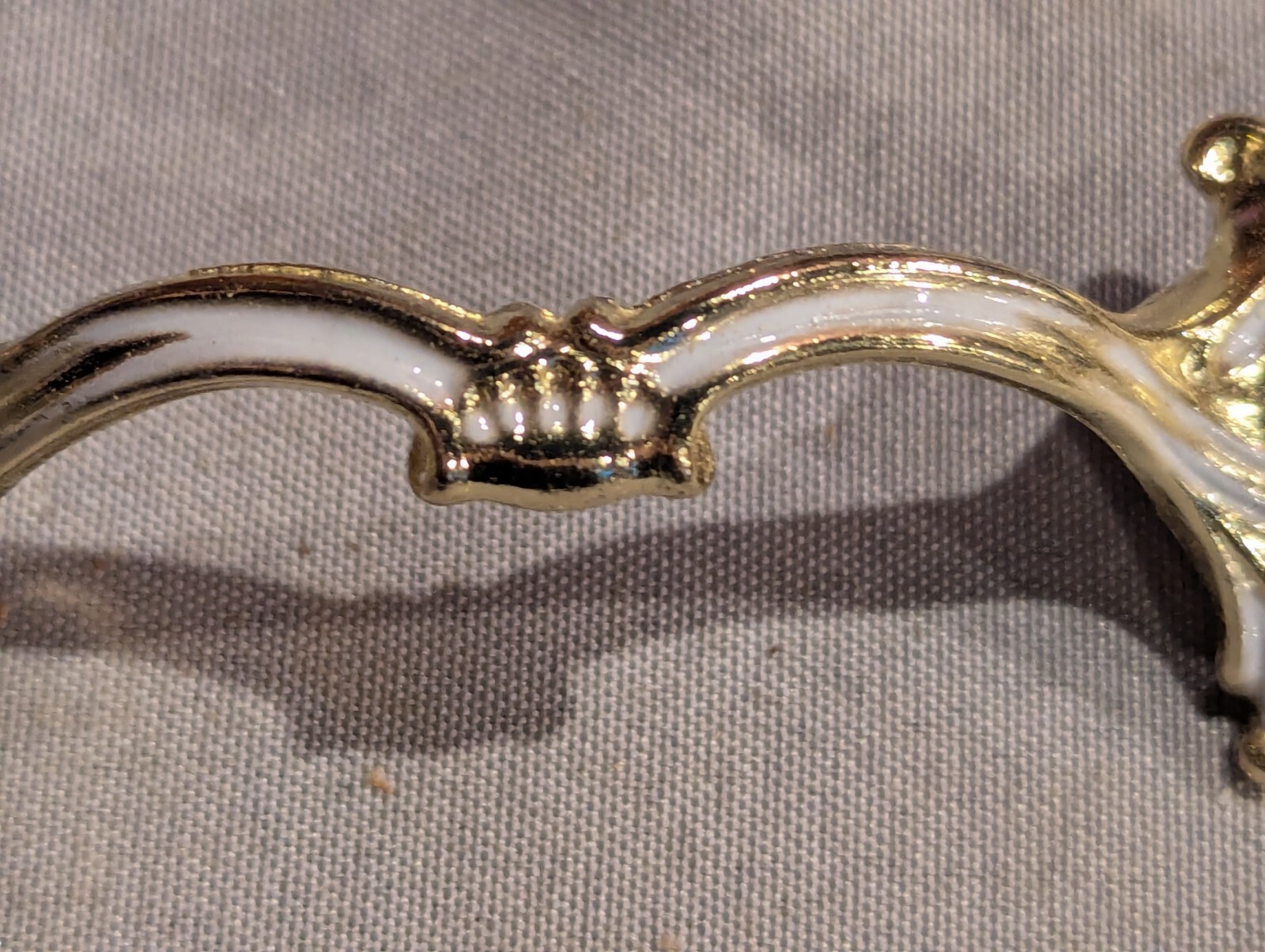 6 Vintage MCM Ajax Drawer Pulls Handles Scroll White Gold Ornate Hardware 990