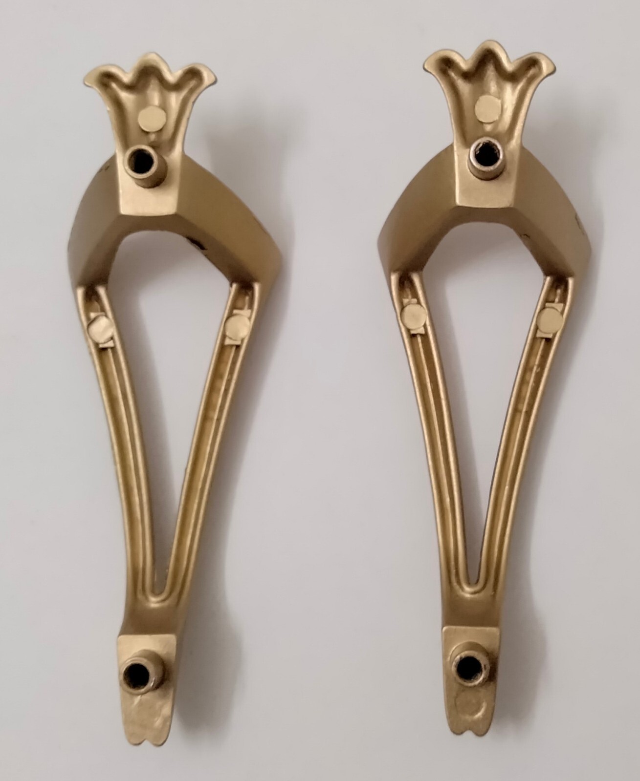 7 Art Deco MCM Brass Drawer Pulls 2 Lrg Verticle 3.25″ Mount 5 Sm Round Knobs
