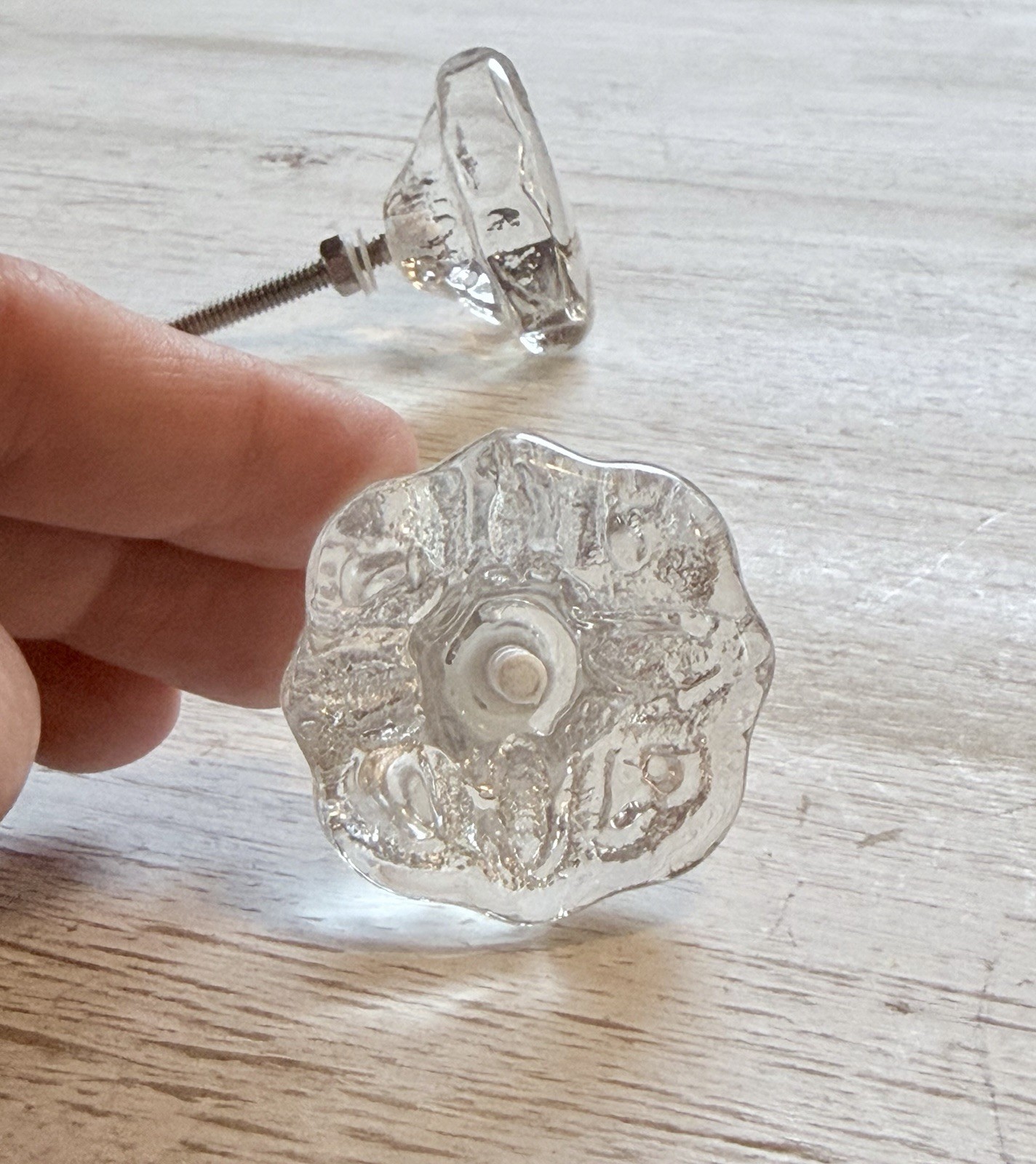 1 VINTAGE HOLLYWOOD REGENCY Flower Glass CRYSTAL Cabinet Drawer KNOBS DOOR PULLS