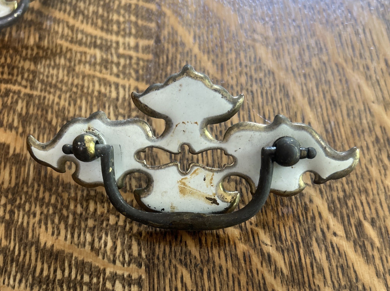 Vintage Pull Handles 2-1/2″ Centers White On Brass 1960s
