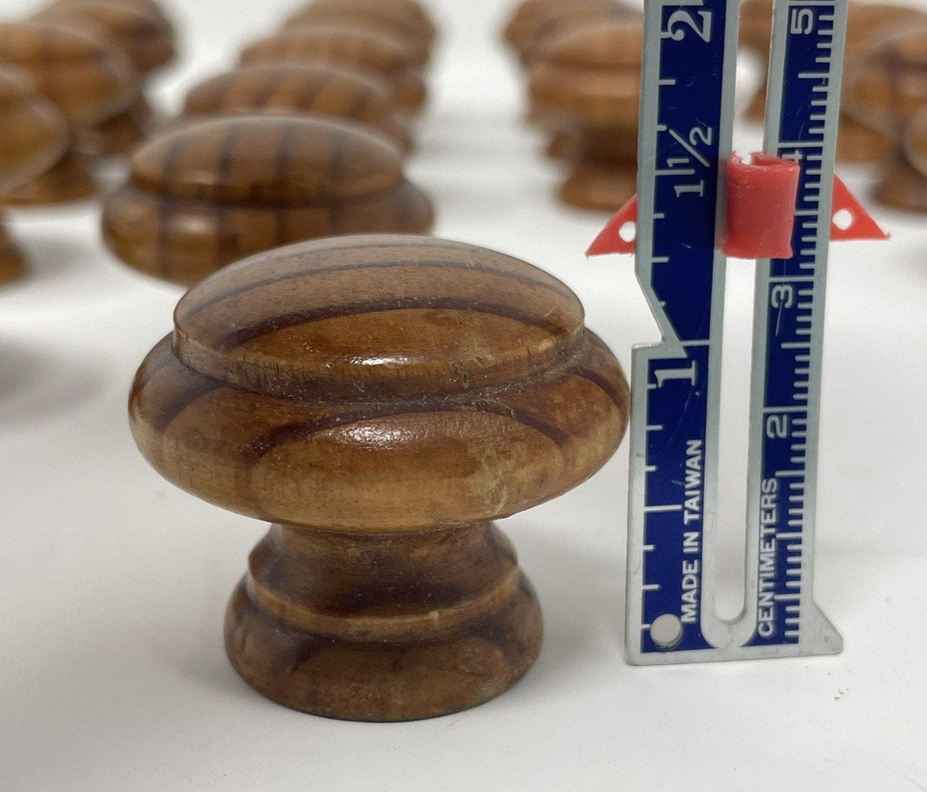 Vtg Lot of 26 Round Wood Drawer Cabinet Knobs Pulls Mushroom 1 1/2″ w 1″ Screws