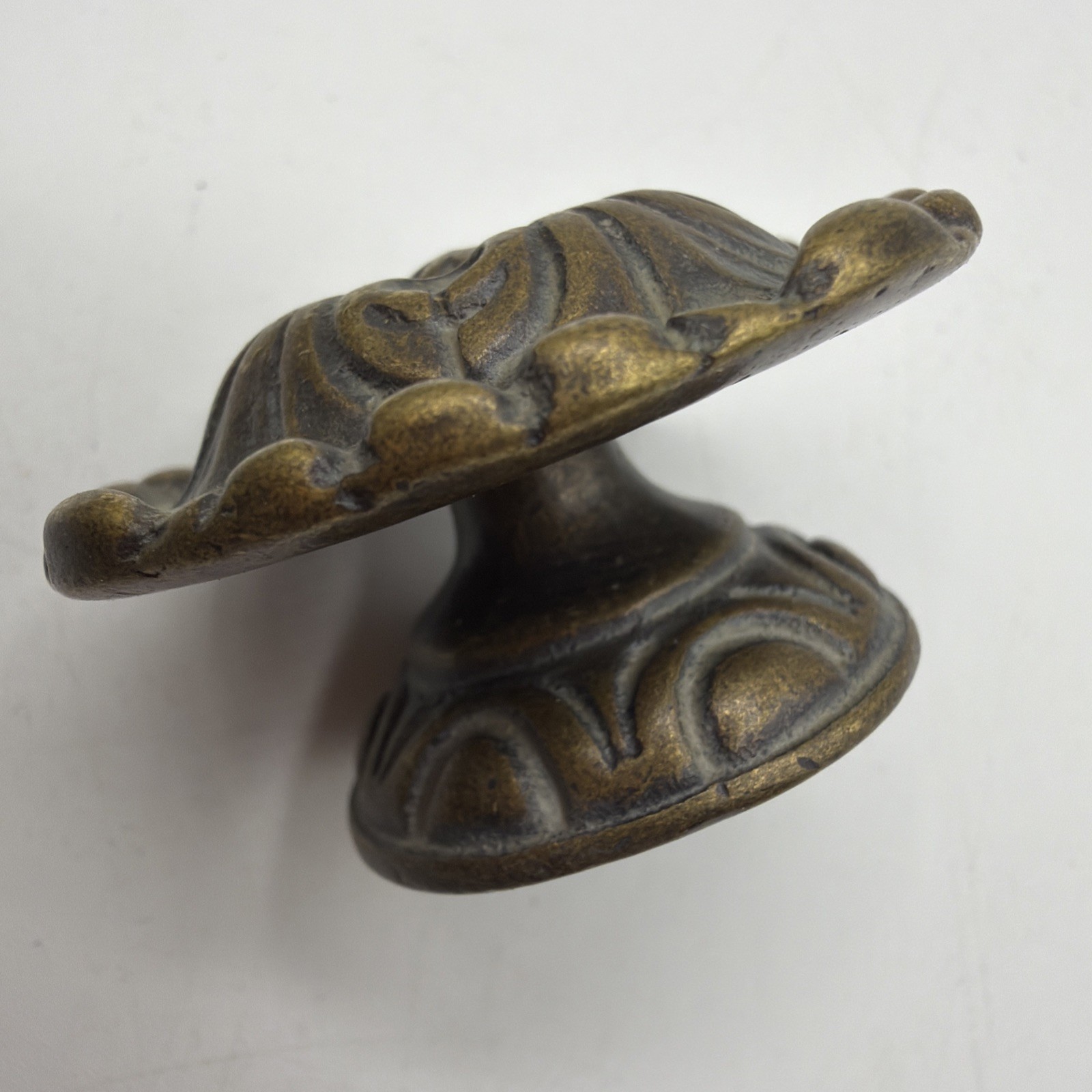 Flower Motif Plated Zinc Alloy? French Style Drawer Pull Picture Hook E104-1 2oz