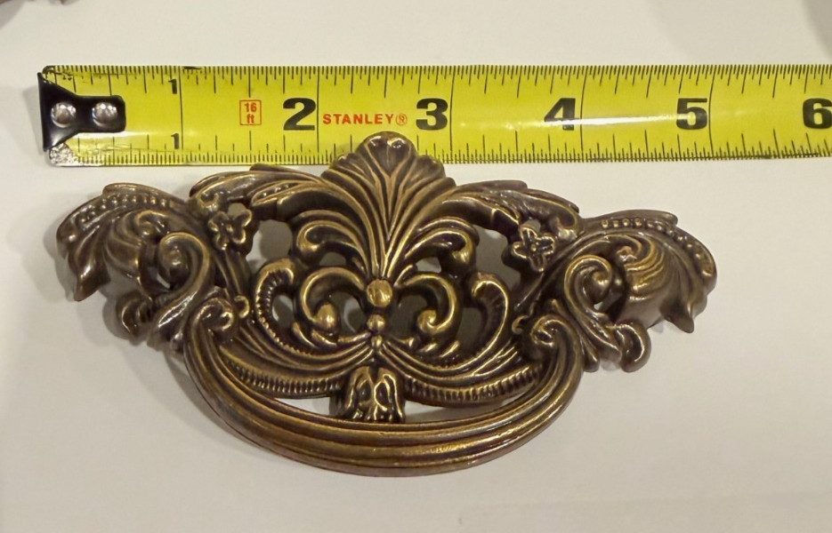 Vintage Keller Brass Co Ornate Drawer Pull Lot of (10) 45902/45903