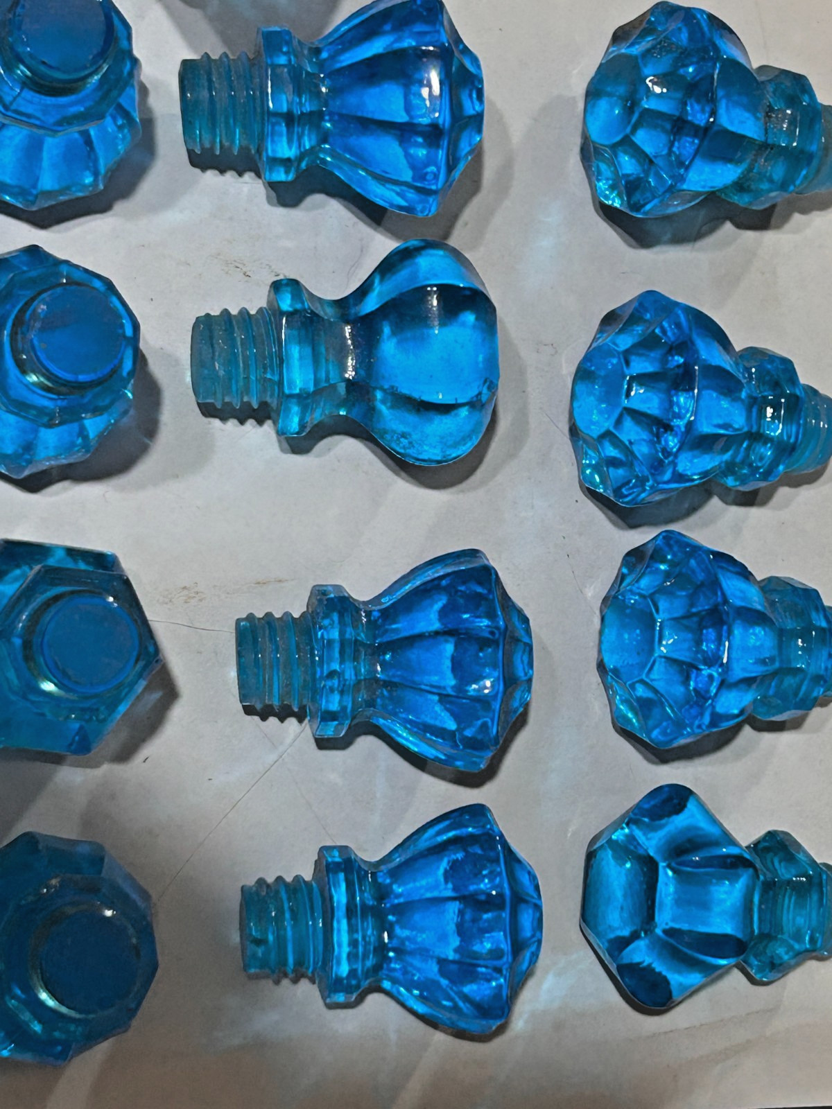 25 BEAUTIFUL ANTIQUE THREADED BLUE GLASS CABINET DOOR DRAWER PULLS KNOBS