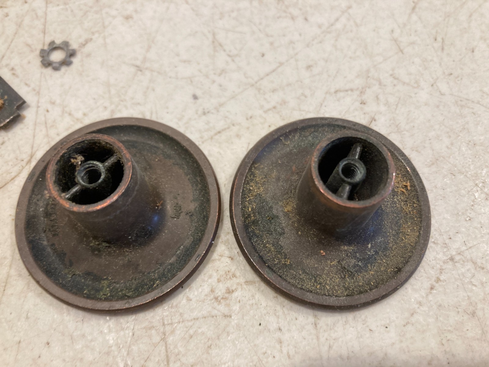 Vtg Amerock RDCA 1960 Bronze Copper Floral Knobs Pulls French Provincial 28+ pcs