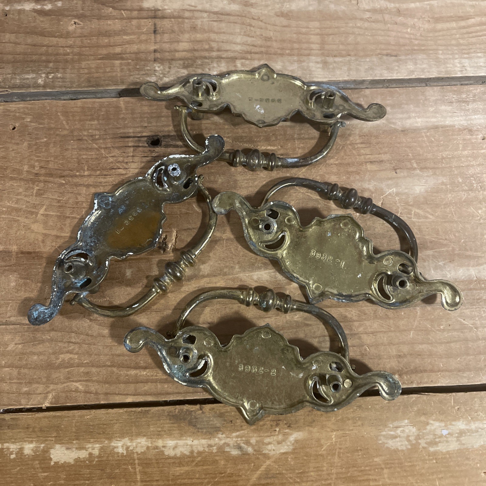 4 Vintage Porcelain Painted French Provincial Country Drawer Pulls Handles