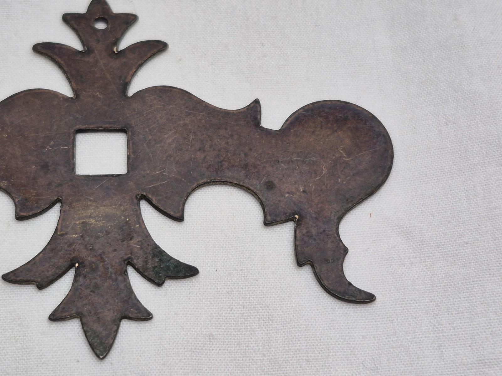 Antique Chippendale Colonial Drawer Cabinet Pull Back Plate Furniture Hardware