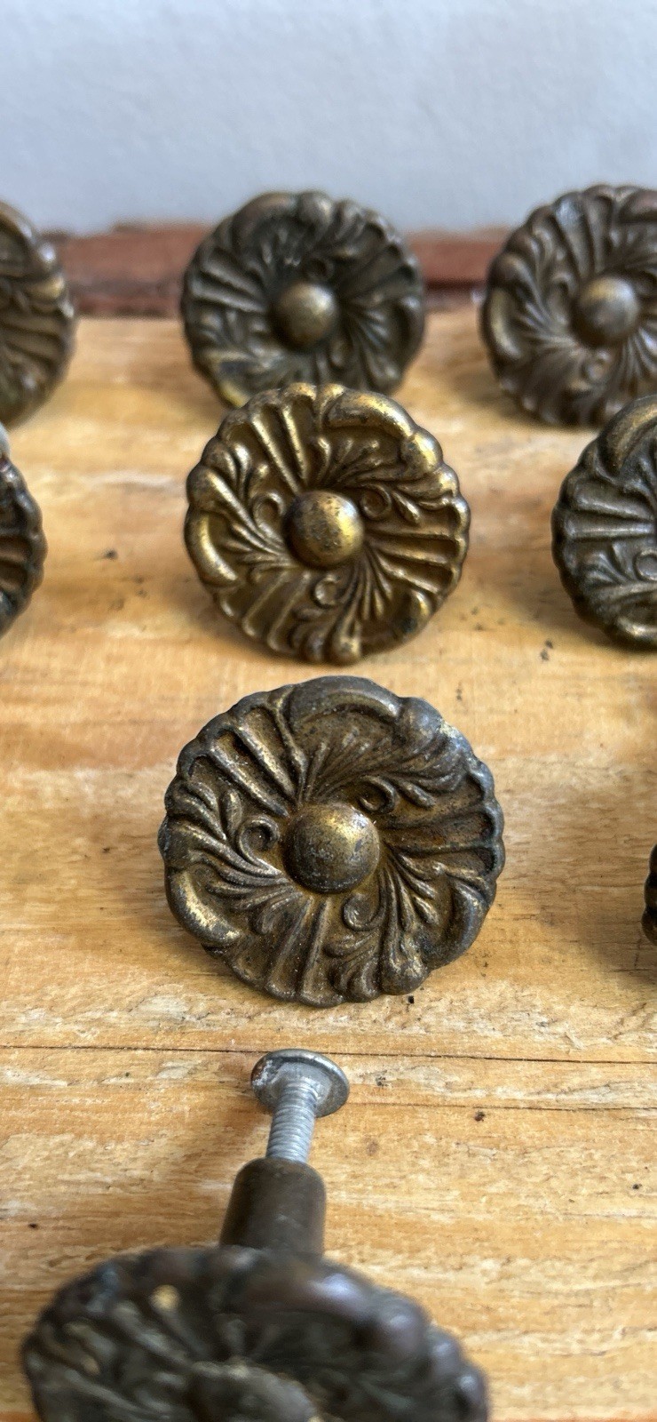 Vtg, Bronze, French Provincial Drawer/Cabinet Knob, Floral Round, Lot of 18