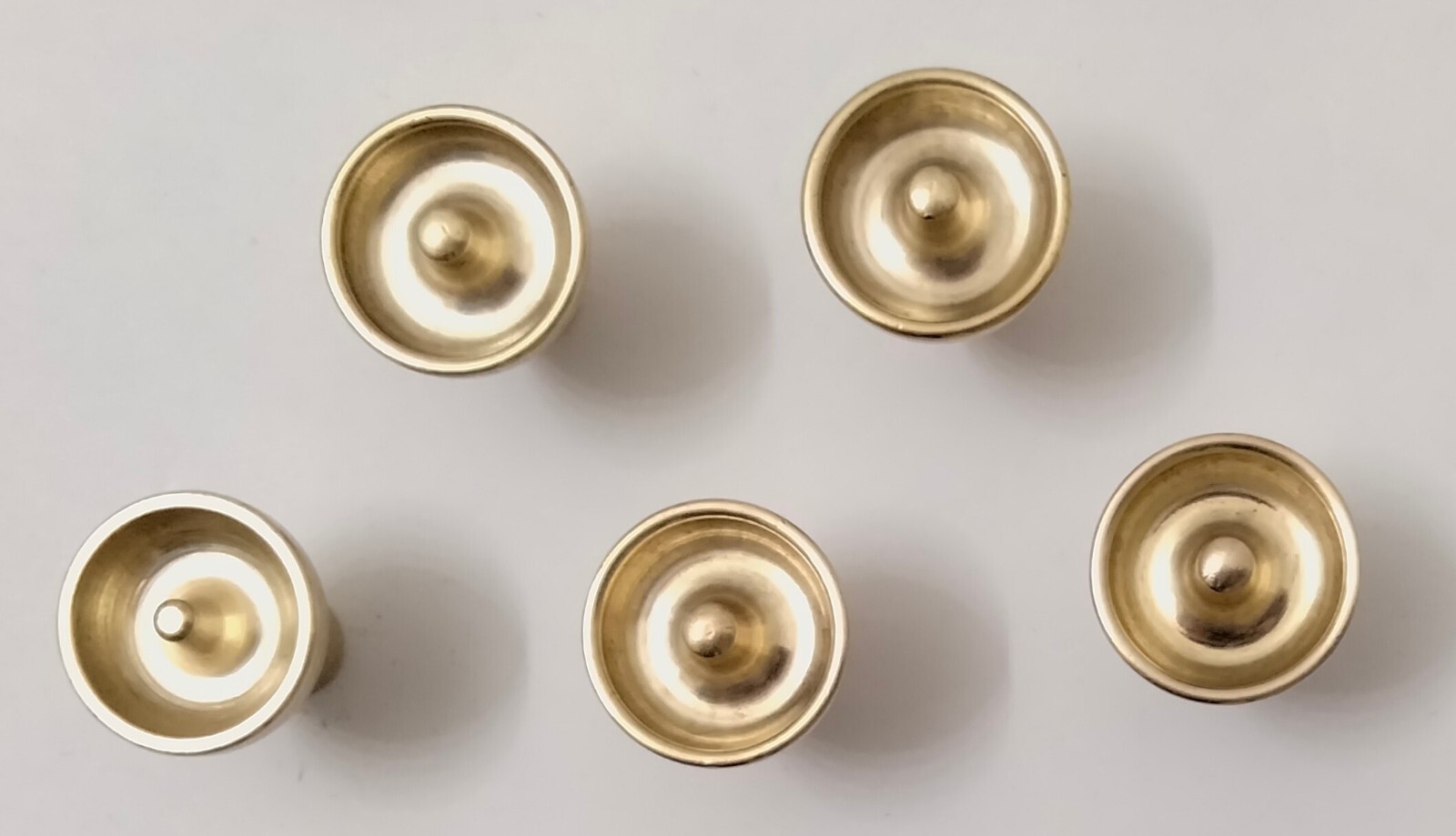 7 Art Deco MCM Brass Drawer Pulls 2 Lrg Verticle 3.25″ Mount 5 Sm Round Knobs