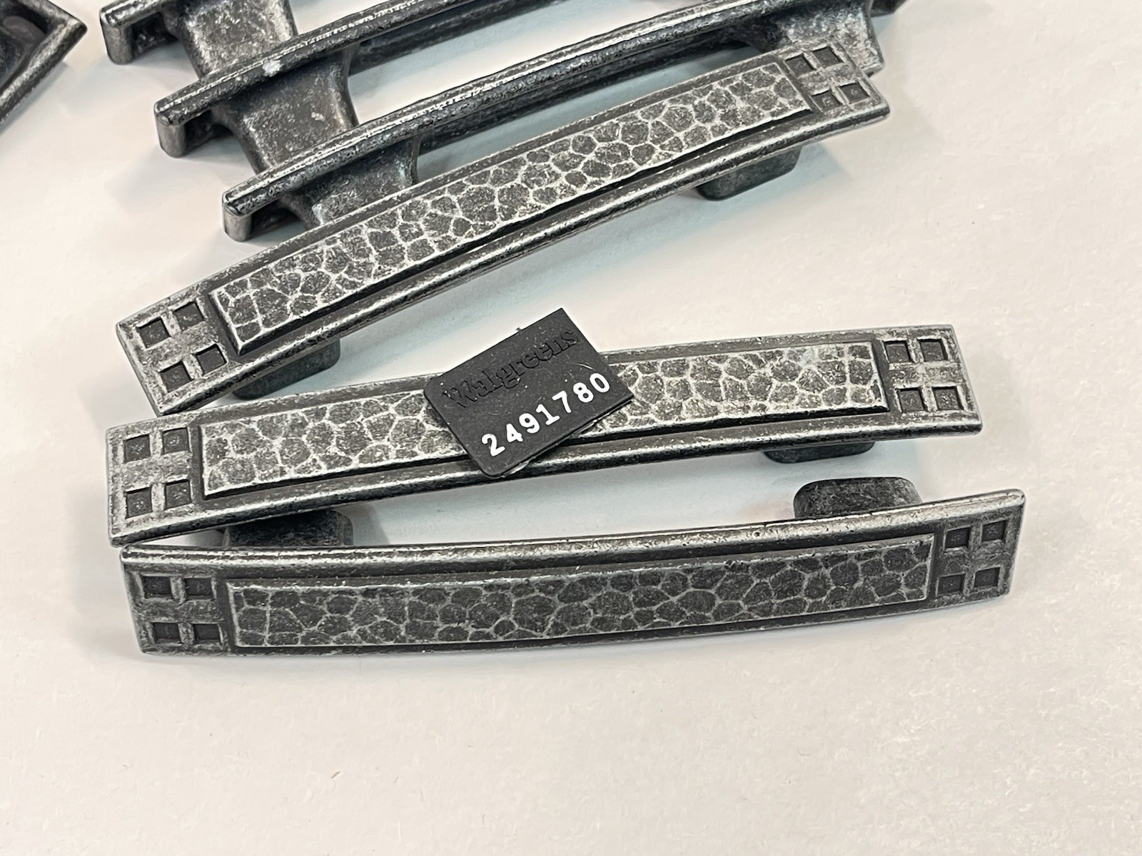 Set Of 8 – Keeler Brass Company Vintage Drawer Pulls, Brutalist Hammered Pewter