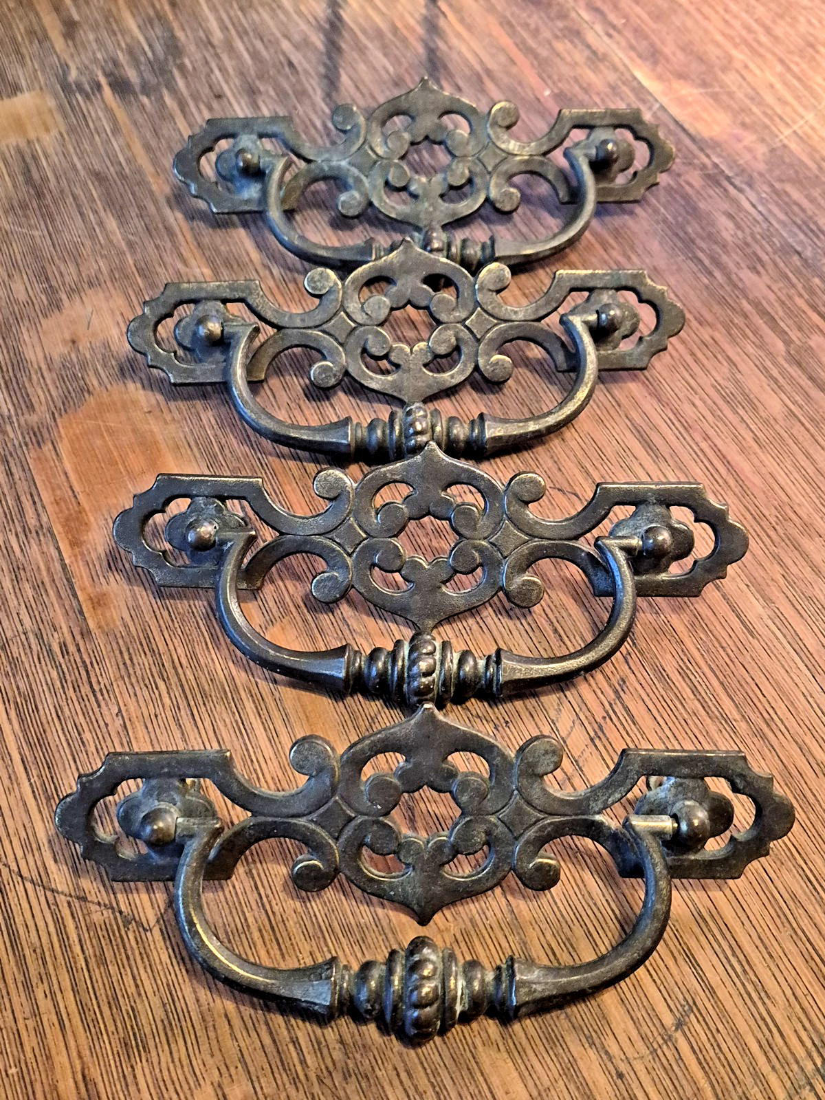 Lof 4 Vintage 1960’s KEELER BRASS Drawer Pull Drop Bail Handle Chippendale KBC1