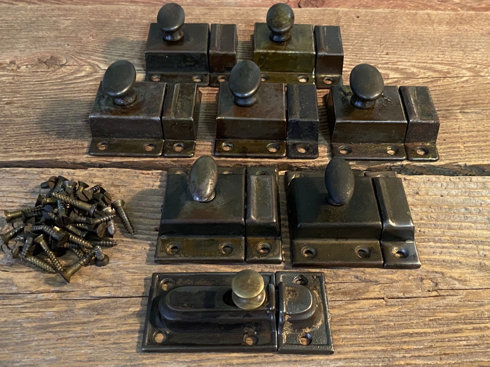 Vtg LOT of 8 Cabinet Cupboard Door Latch Closures & Keepers Twist Knob ALL Work!