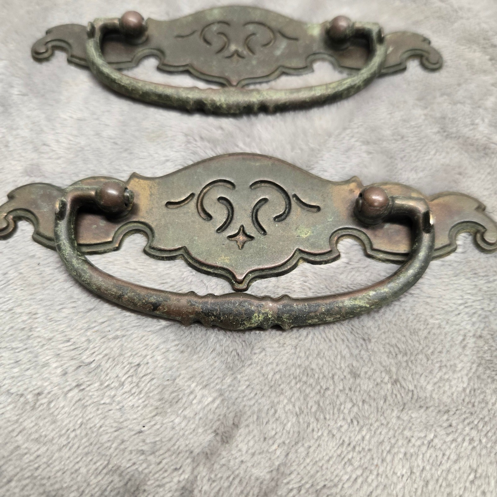 4 Keeler Brass Co KBC N-599 Vintage Bail Pull Drawer Handles Aged Brass 3″ CTC