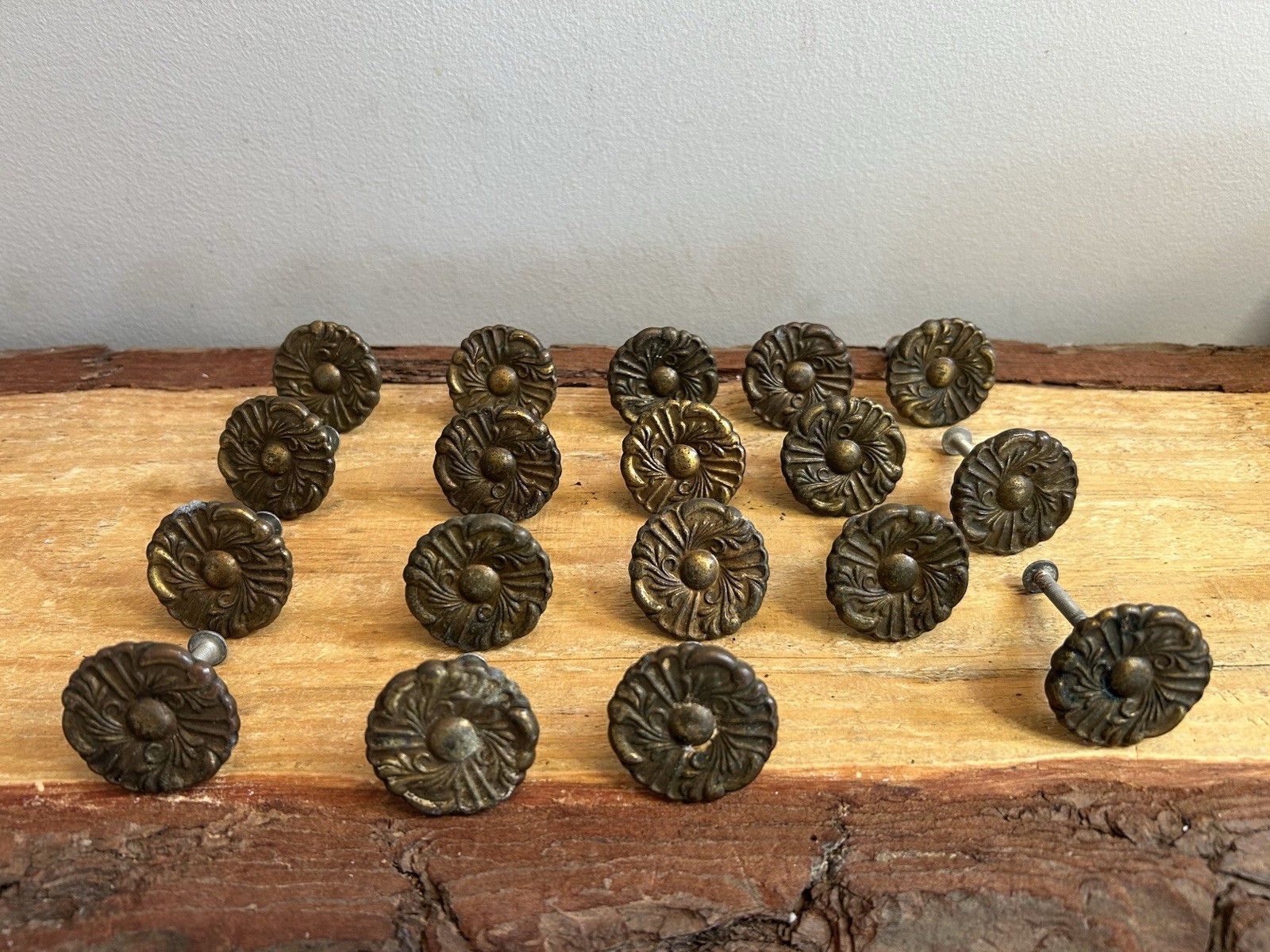 Vtg, Bronze, French Provincial Drawer/Cabinet Knob, Floral Round, Lot of 18