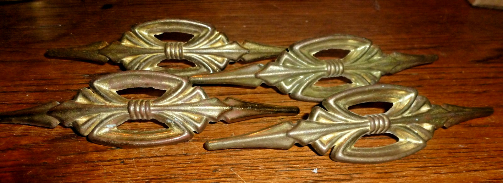 Lot Four Vintage Art Deco Brass Drawer Pulls Hollywood Regency