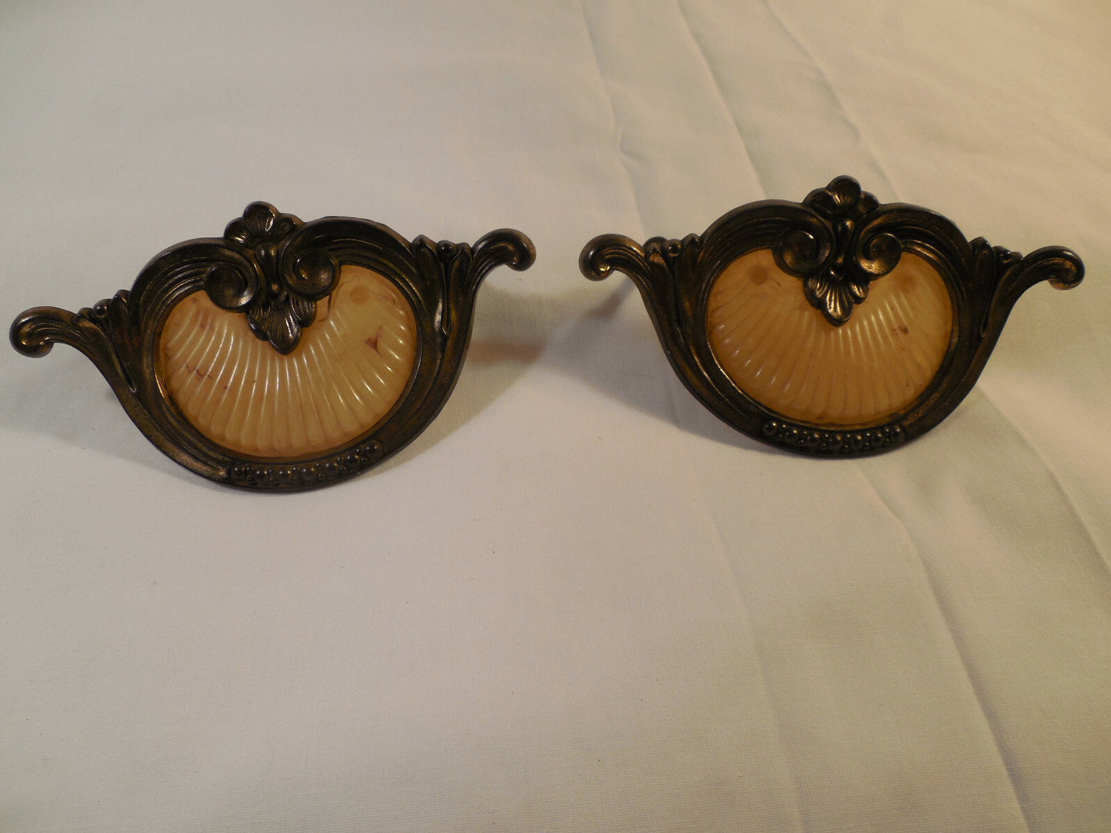 Antique Keeler waterfall dresser handles pulls bakelite shell design 2pc (IN4)