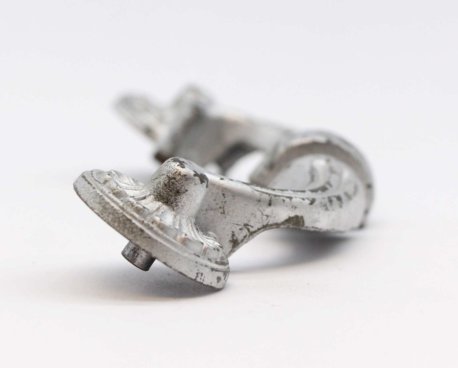 Vintage Traditional Silver Painted Bridge Drawer Pulls
