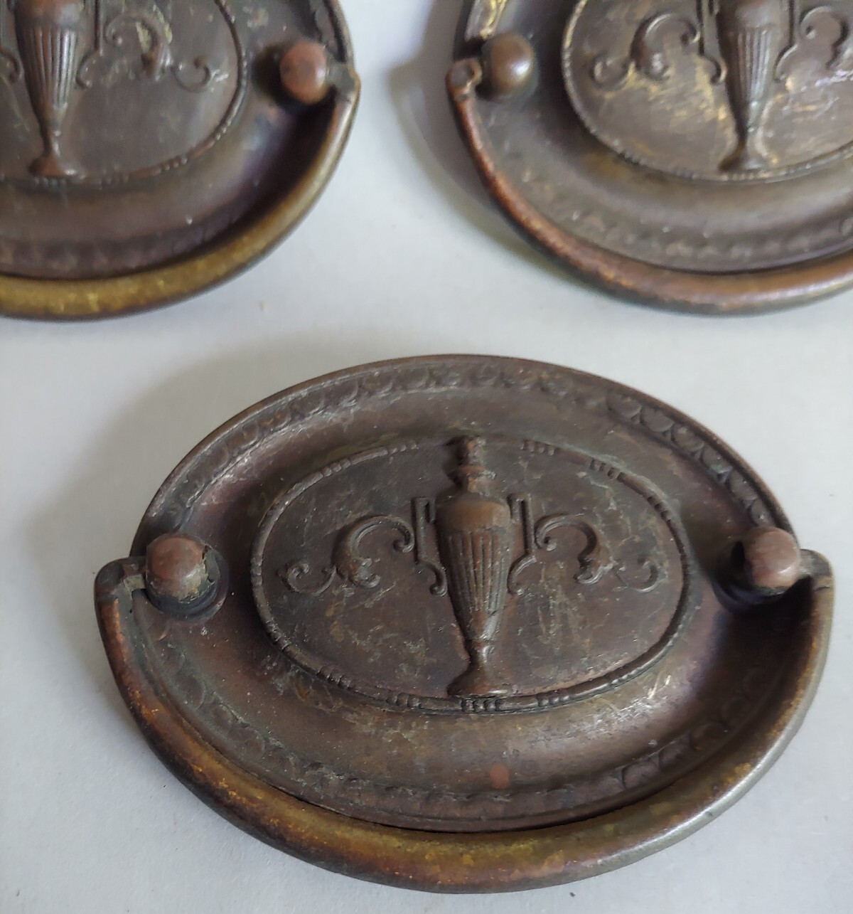 3 VTG/Antique Brass Drop Drawer Pull Oval Backplate Iron Drop Embossed Urn 1920s
