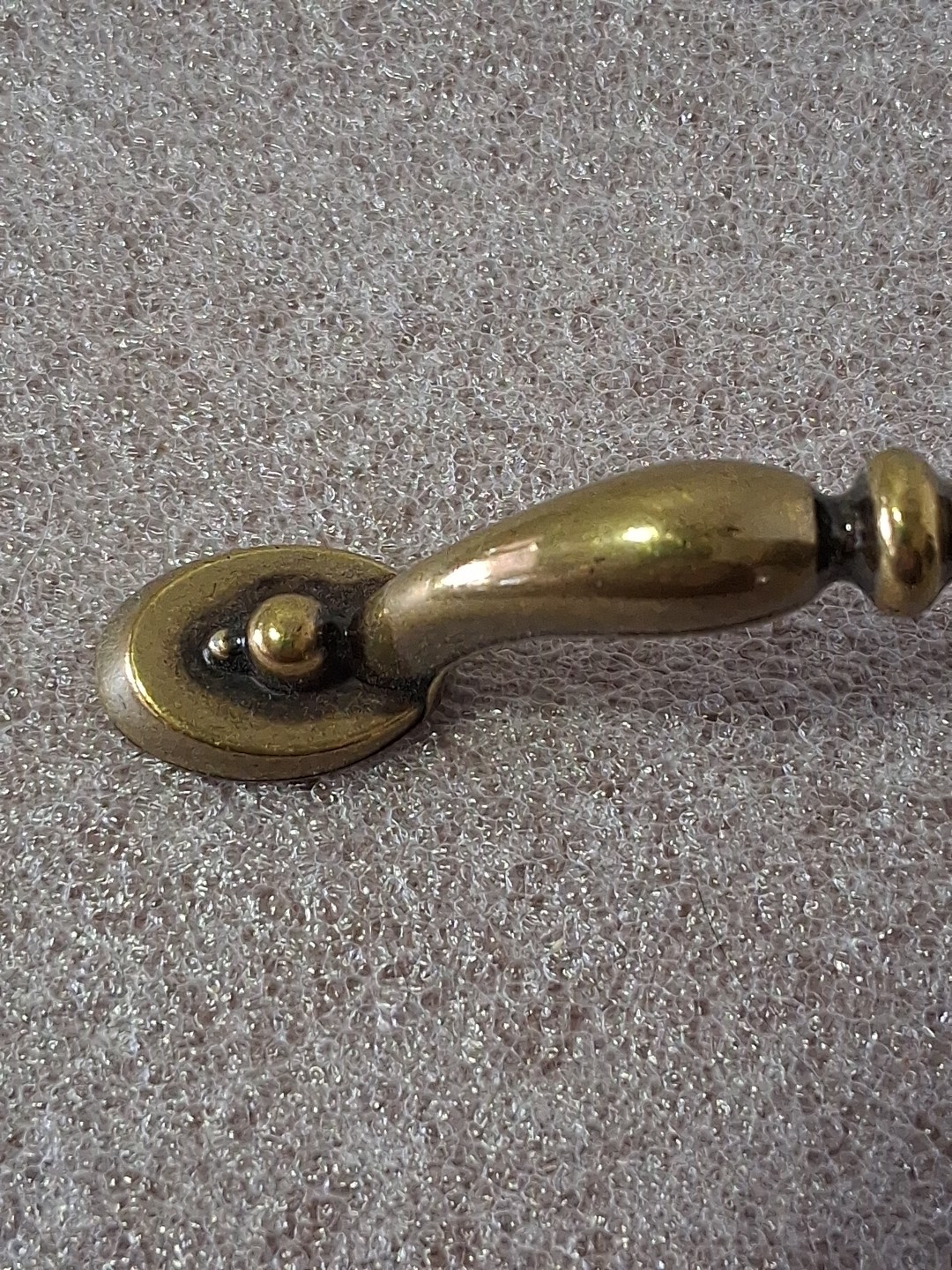 2-Vtg Brass Amerock Cabinet Drawer Pulls 1303 4.75″ 3″ C Salvaged