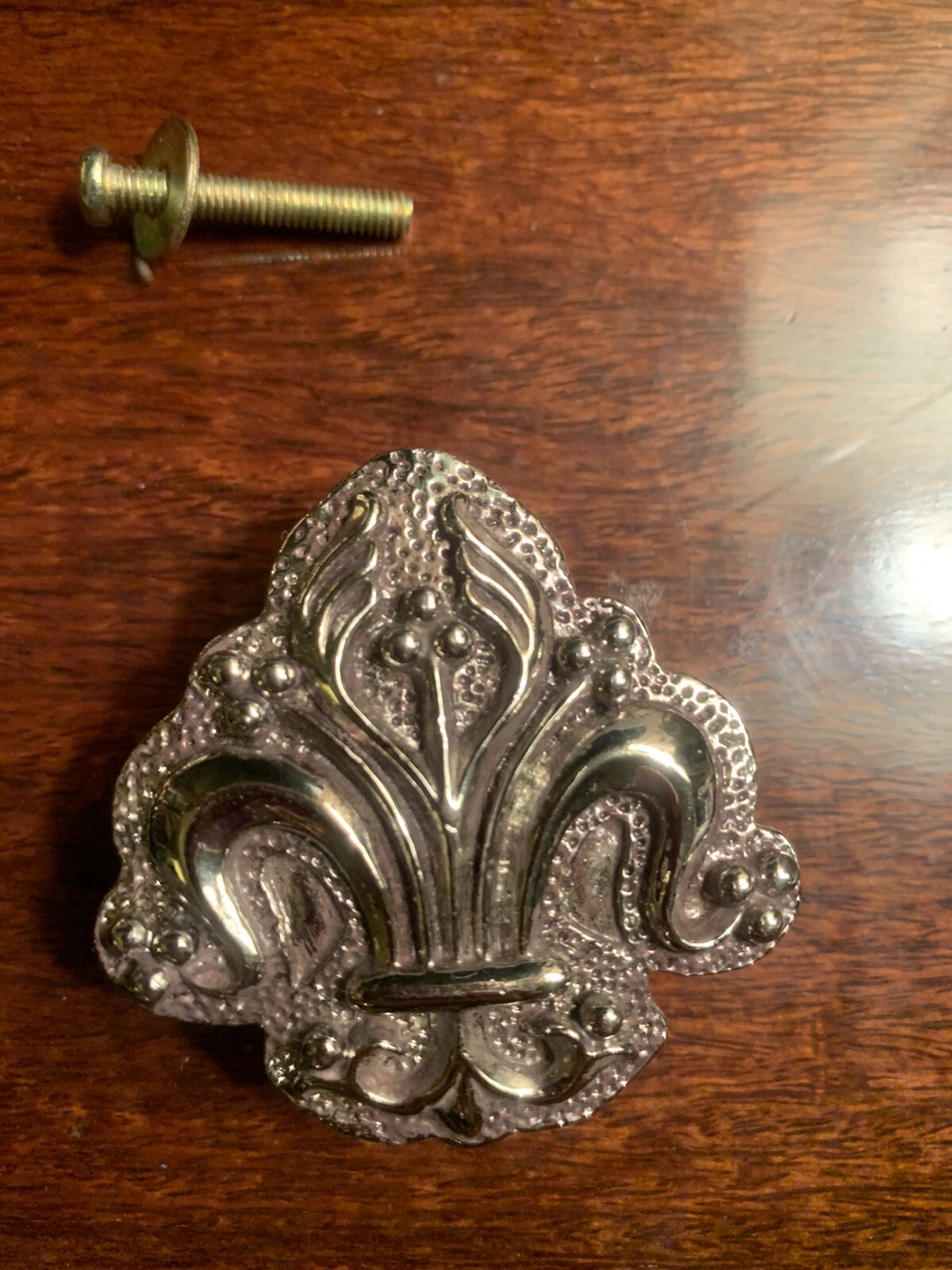 Lot 11 Antique style round ornate metal Cabinet drawer Knobs pulls 1.75″