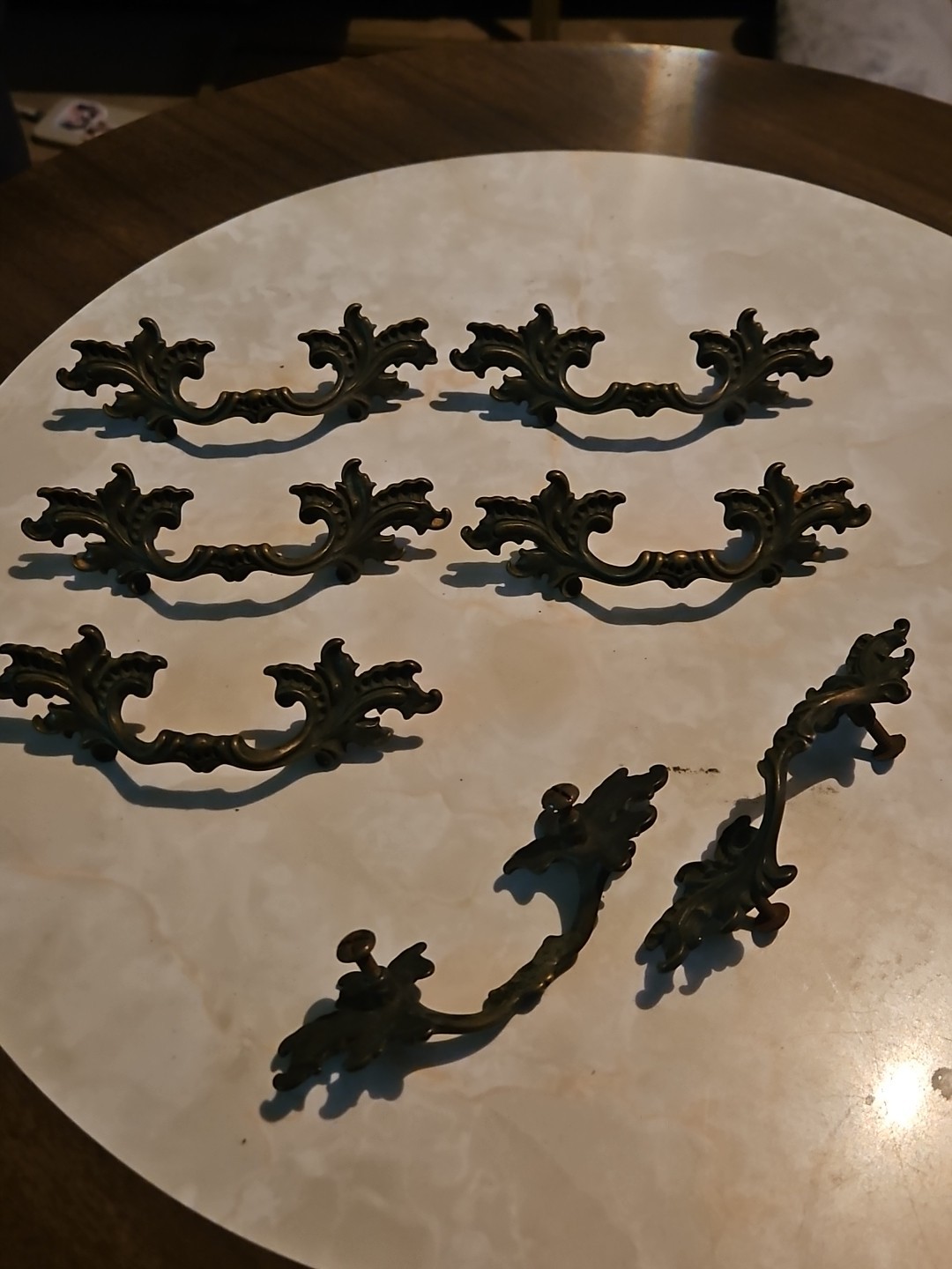 Lot Of 7 Vintage French Provincial Leaf Drawer Pull Handles W/original Screws