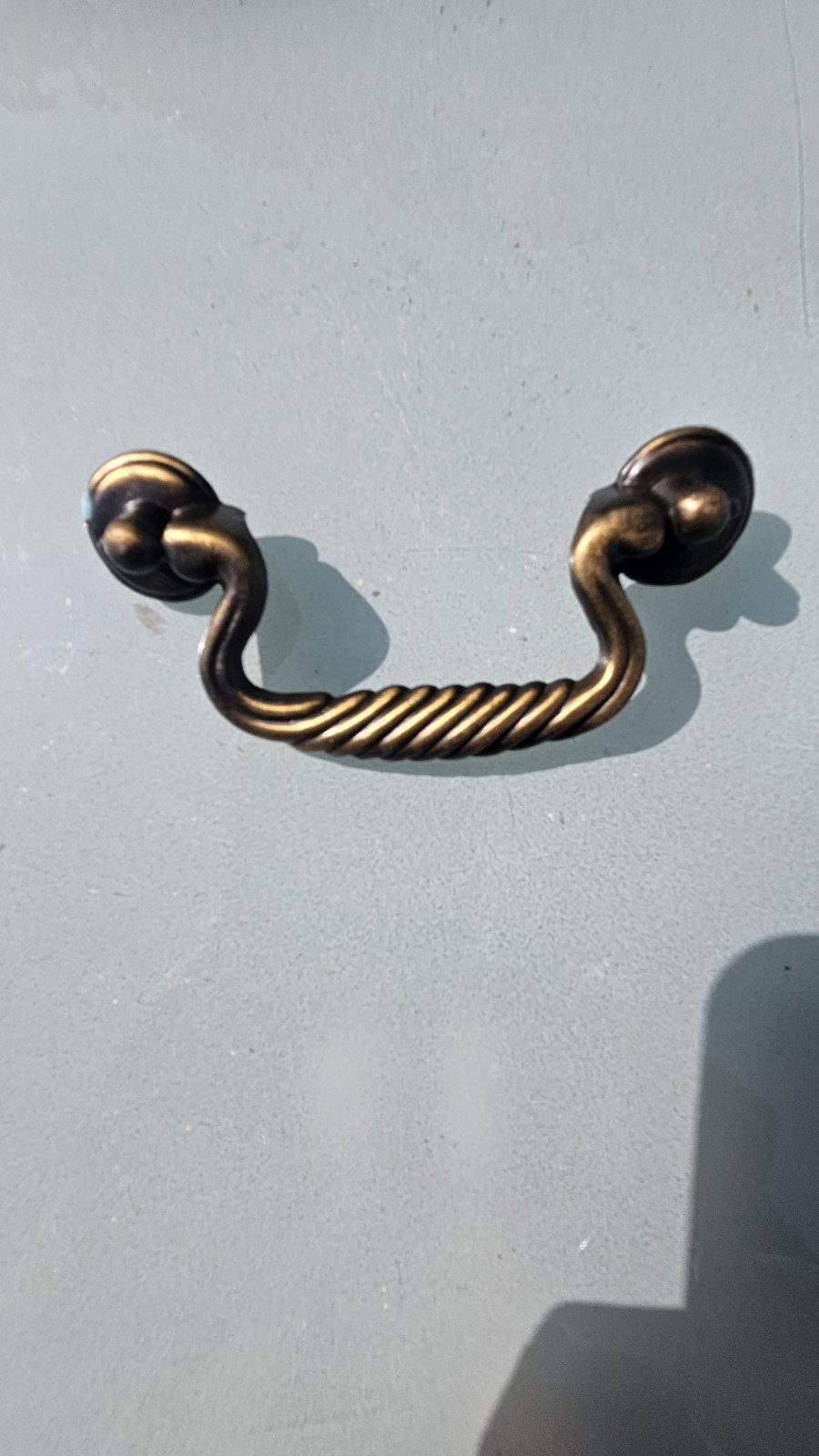 Vintage Bronze Tone Metal Rope-Style Bail Drawer Pull KI Inc 1998 CH3370 Canada