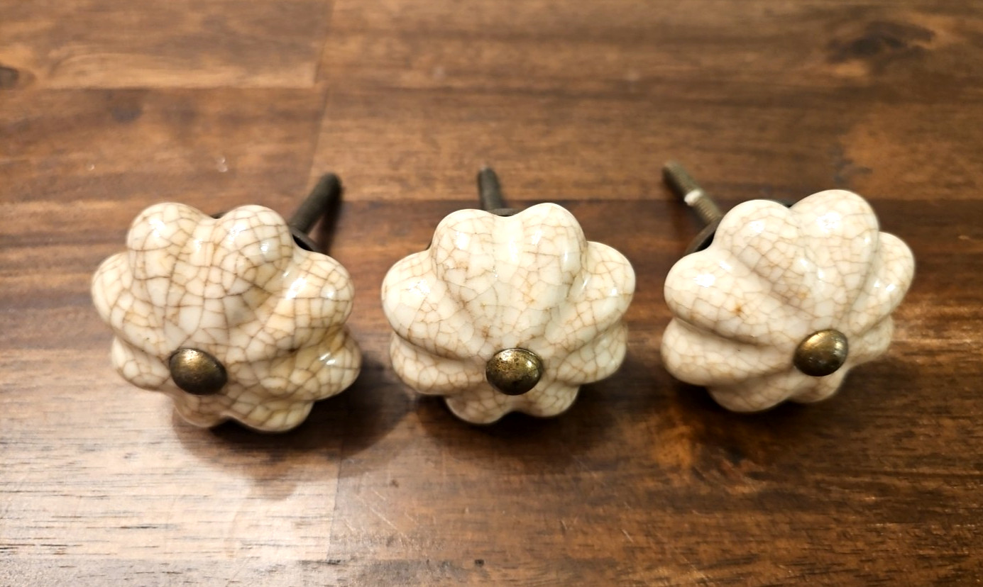 Vintage Beige Crackled Floret Porcelain Drawer Cabinet Pull Hardware Lot Of 3
