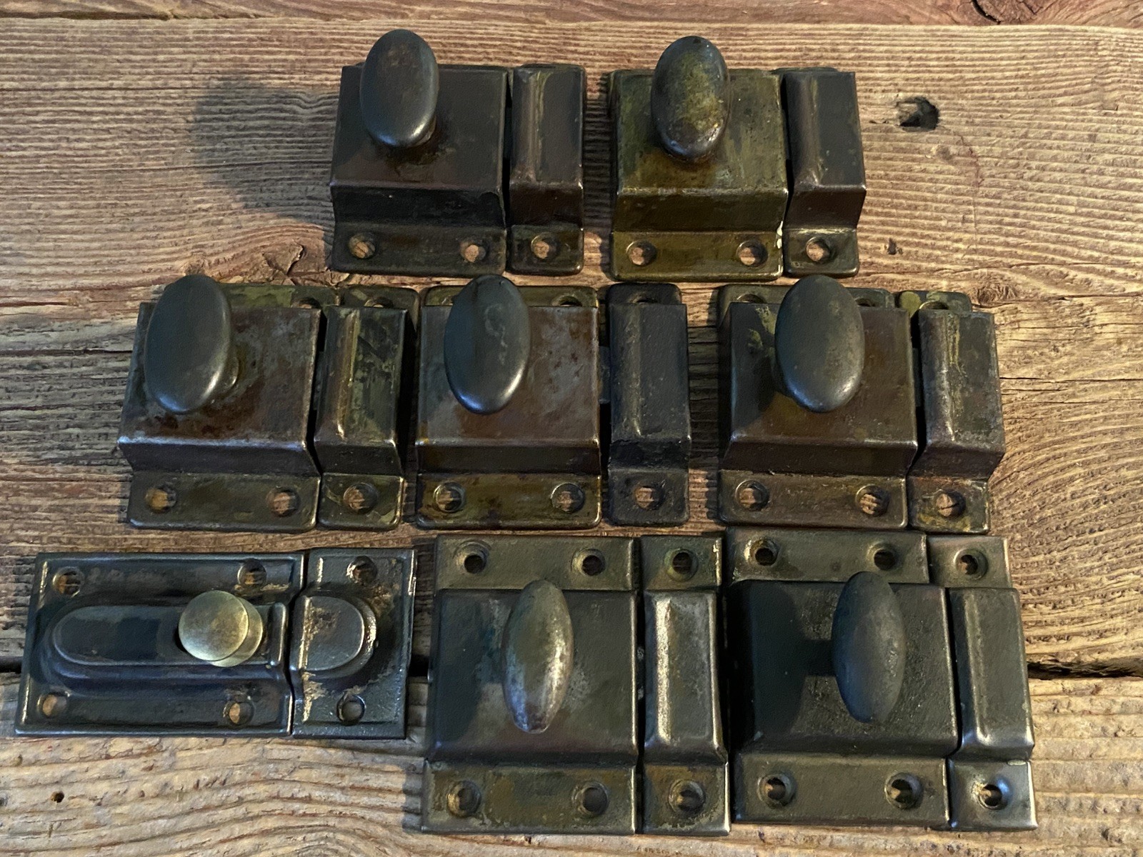 Vtg LOT of 8 Cabinet Cupboard Door Latch Closures & Keepers Twist Knob ALL Work!