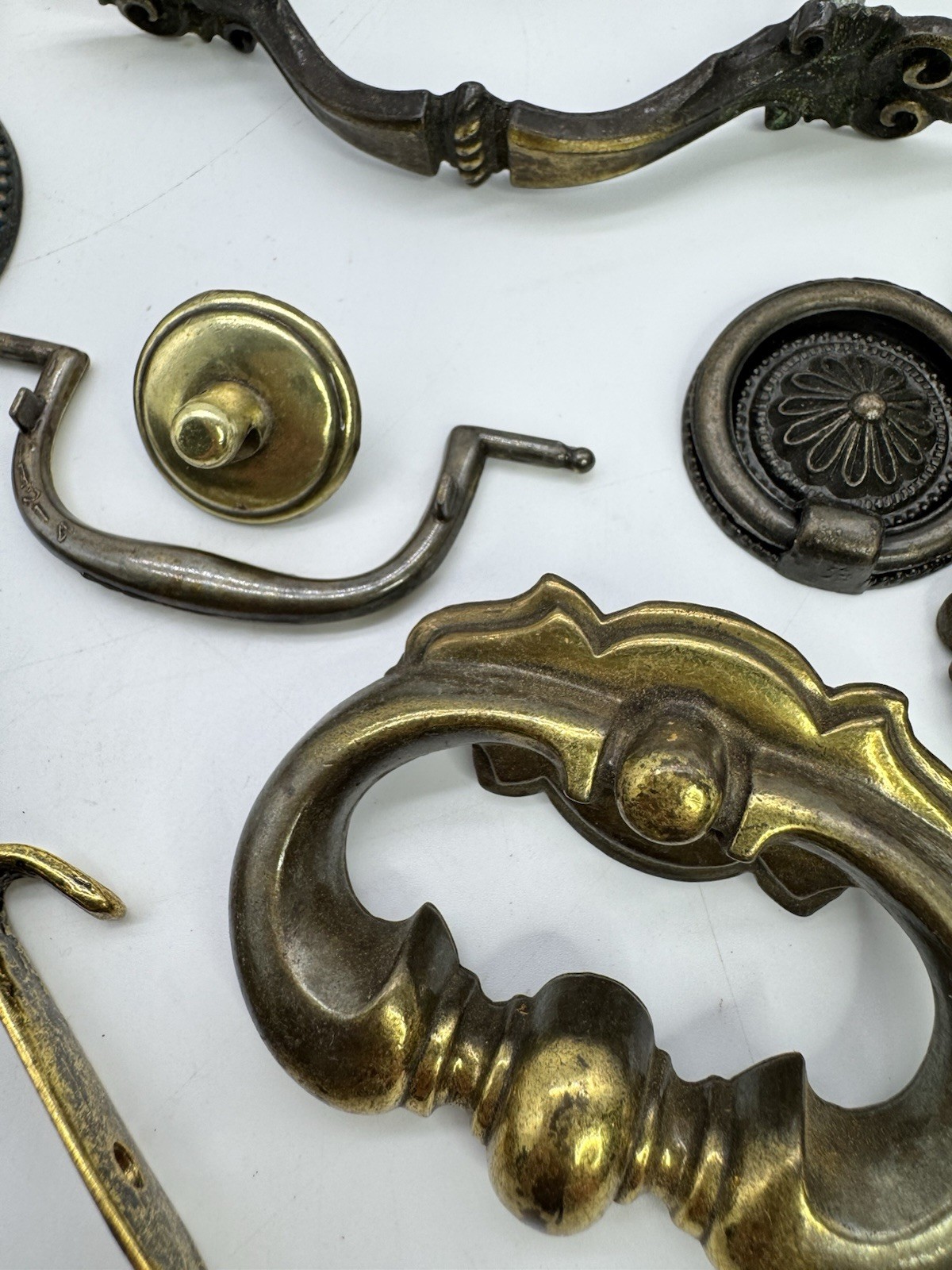 Vintage Brass Drawer Pulls Knobs Lot Ornate Hardware Mixed Antique Style 20 Lot