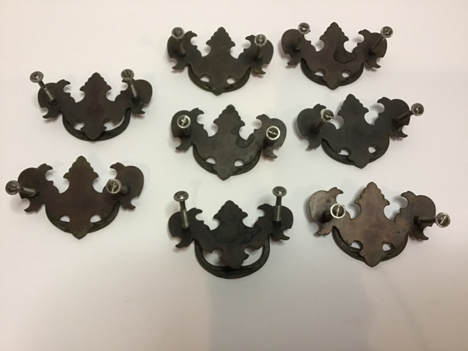 VINTAGE-(18 PCS) HARDWARE~METAL BATWING DROP BAIL PULLS~KEY BACKPLATES~HINGES