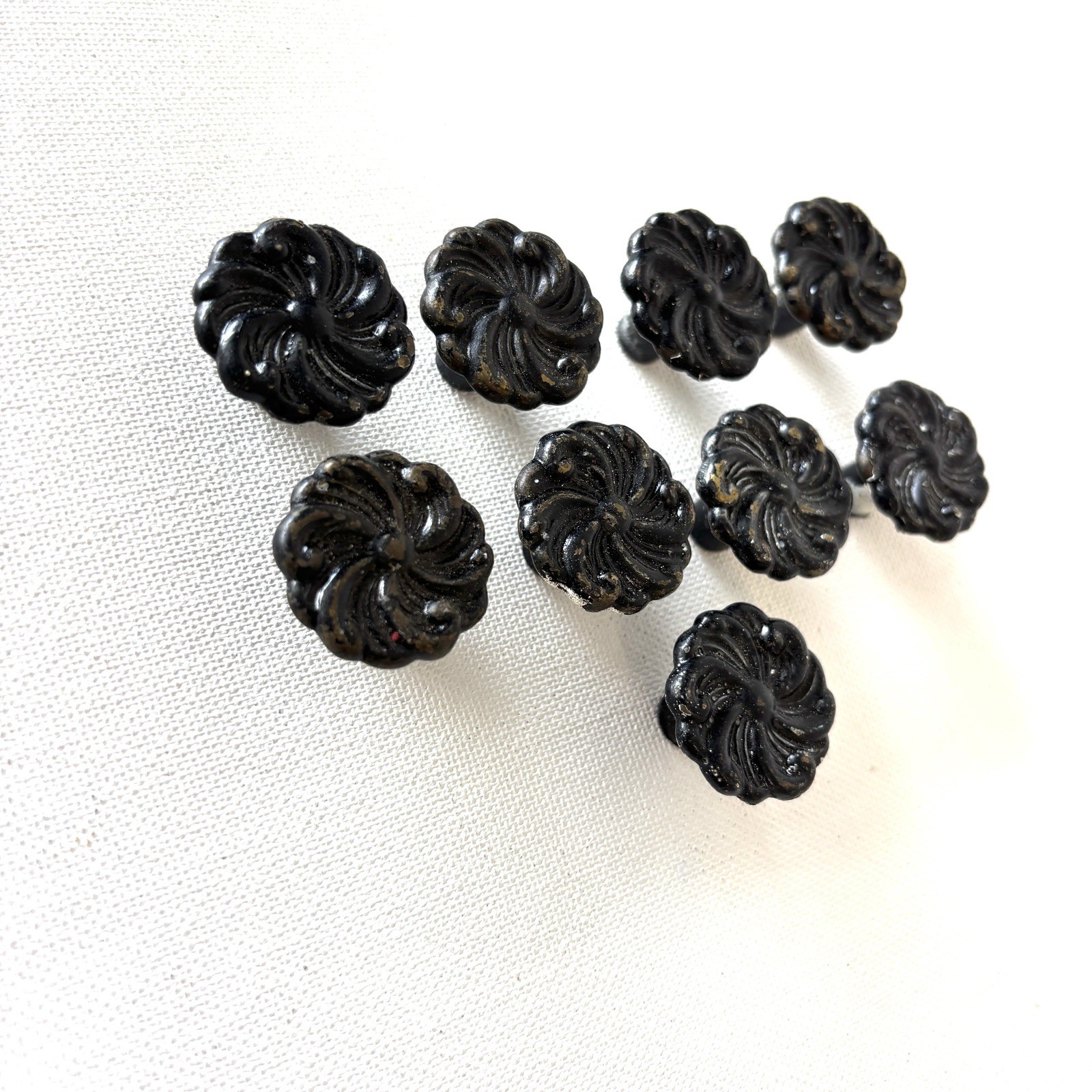 Vintage Knobs Small Round Drawer Pulls Cabinet Furniture Hardware Lot of 9 Set