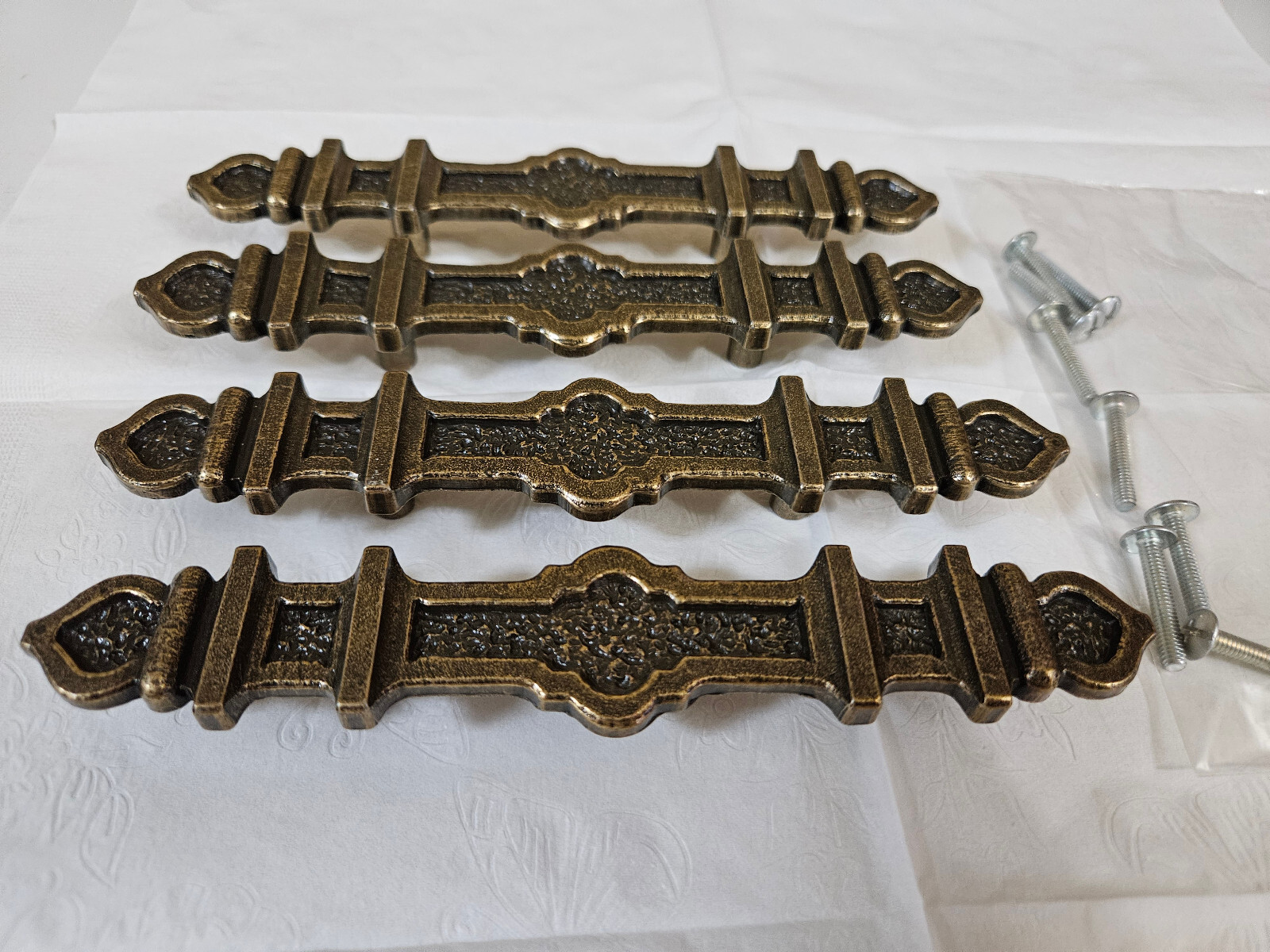 Vintage Ajax 9588 Pull Handles Drawer Cabinet Door Gothic Style Brass Lot Of 4