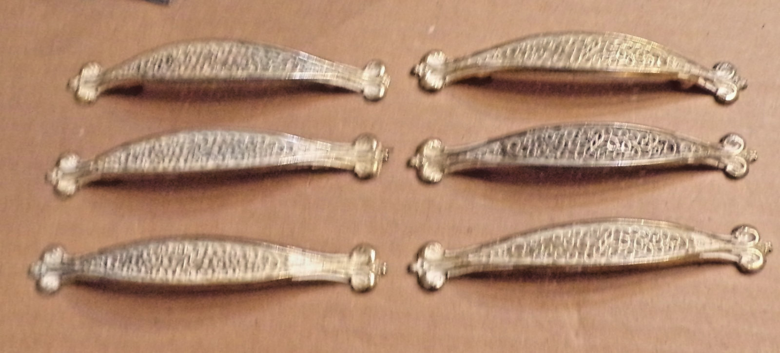 6 Vtg French Provincial Shabby Chic Drawer Pulls Gold/ Brass White