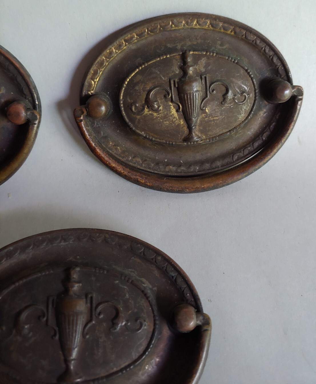 3 VTG/Antique Brass Drop Drawer Pull Oval Backplate Iron Drop Embossed Urn 1920s